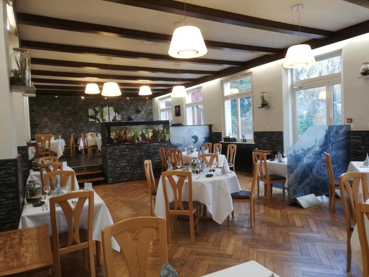 Hotel Restaurant Le Moschenross Thann Bagian luar foto