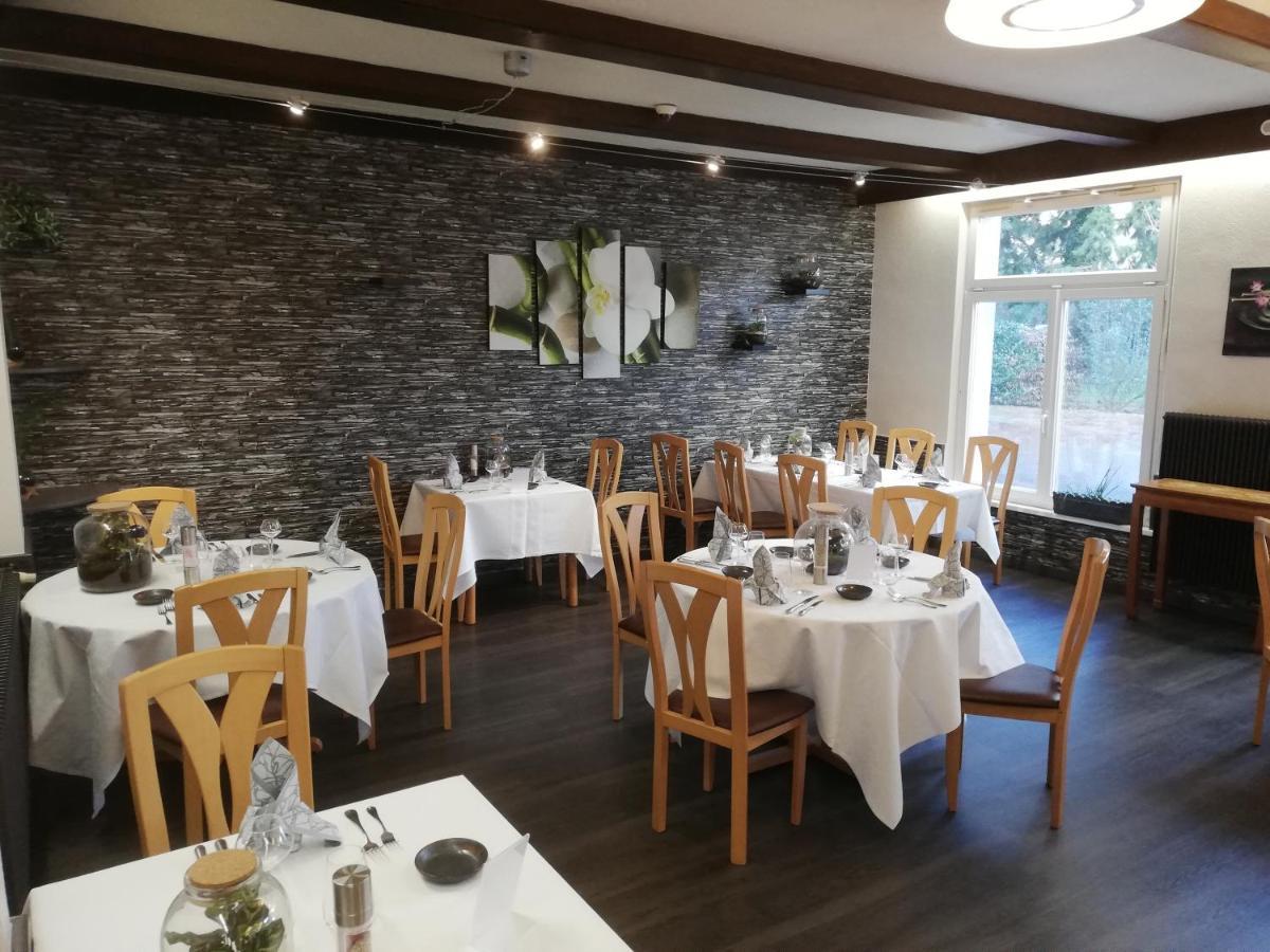 Hotel Restaurant Le Moschenross Thann Bagian luar foto